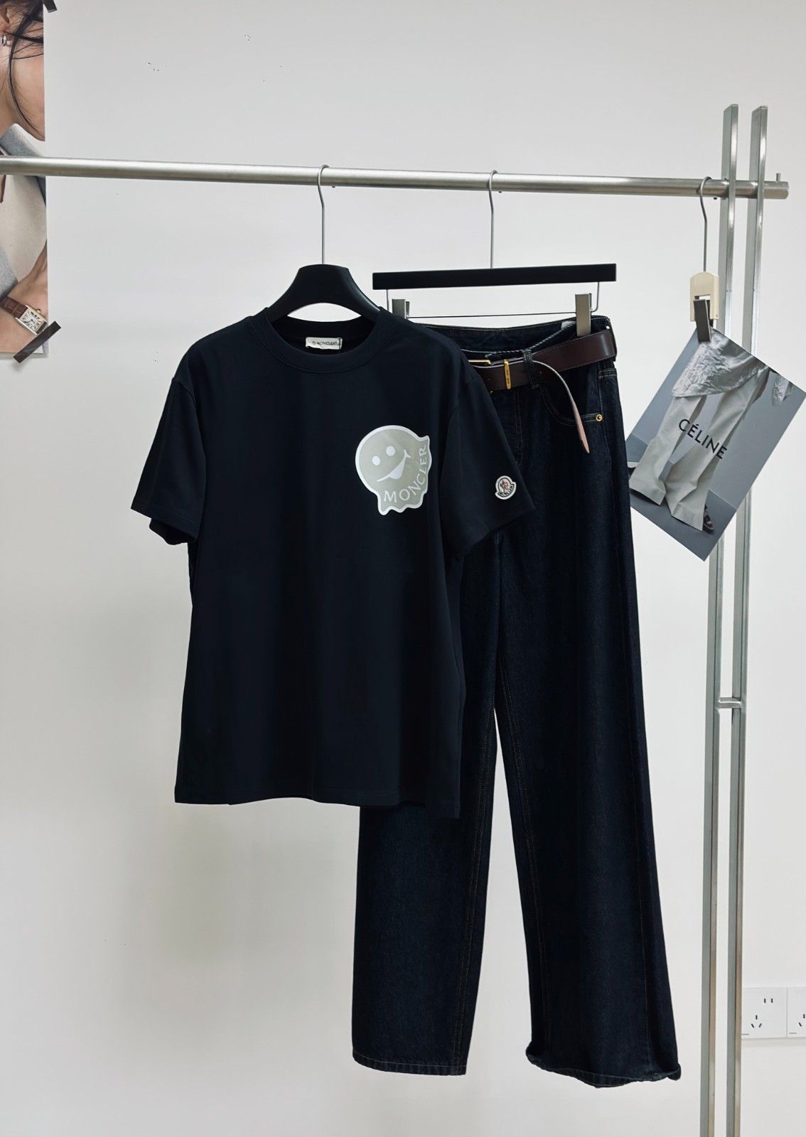 モノグラム Tシャツ リトルモンスター 男女兼用 A30378