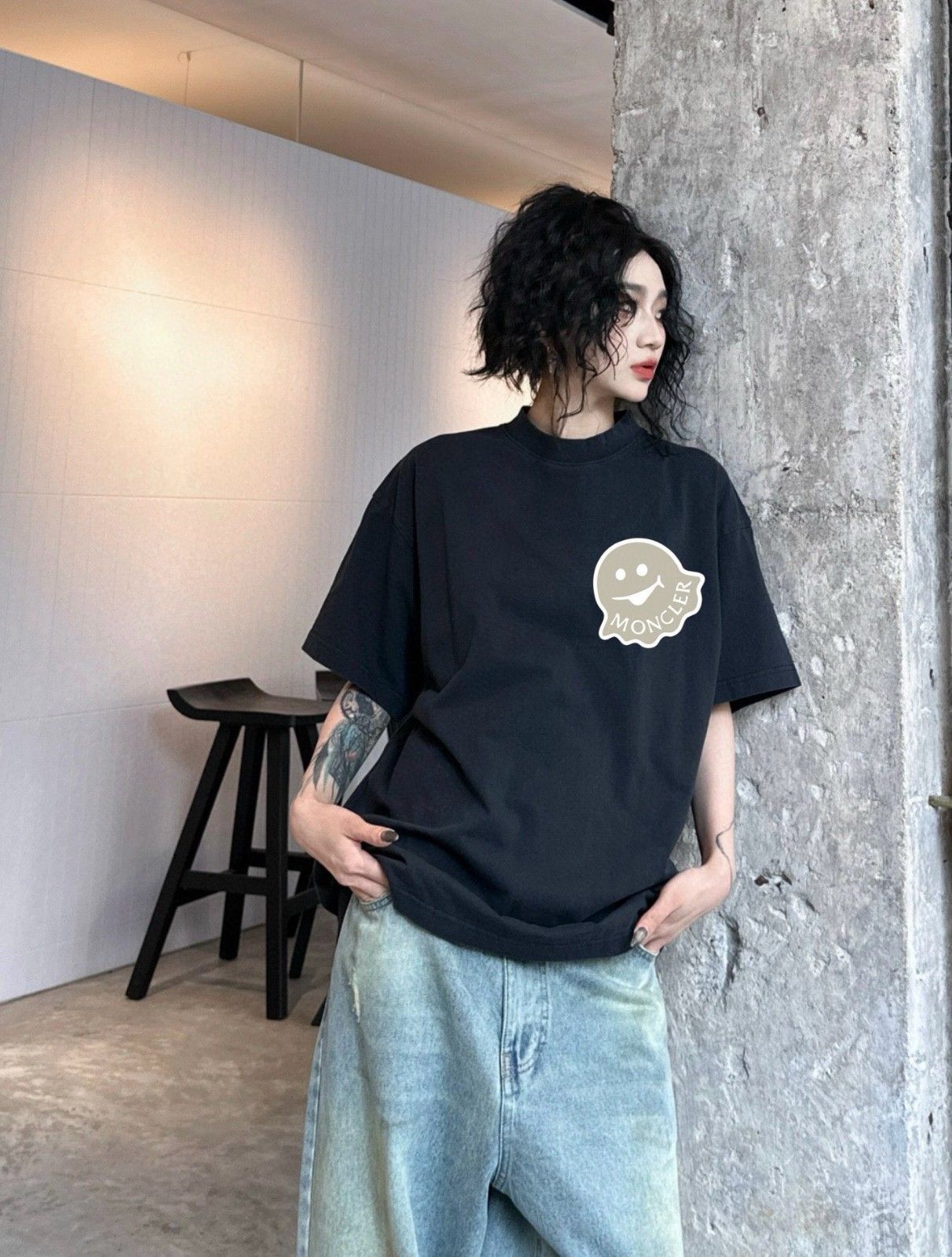 モノグラム Tシャツ リトルモンスター 男女兼用 A30378