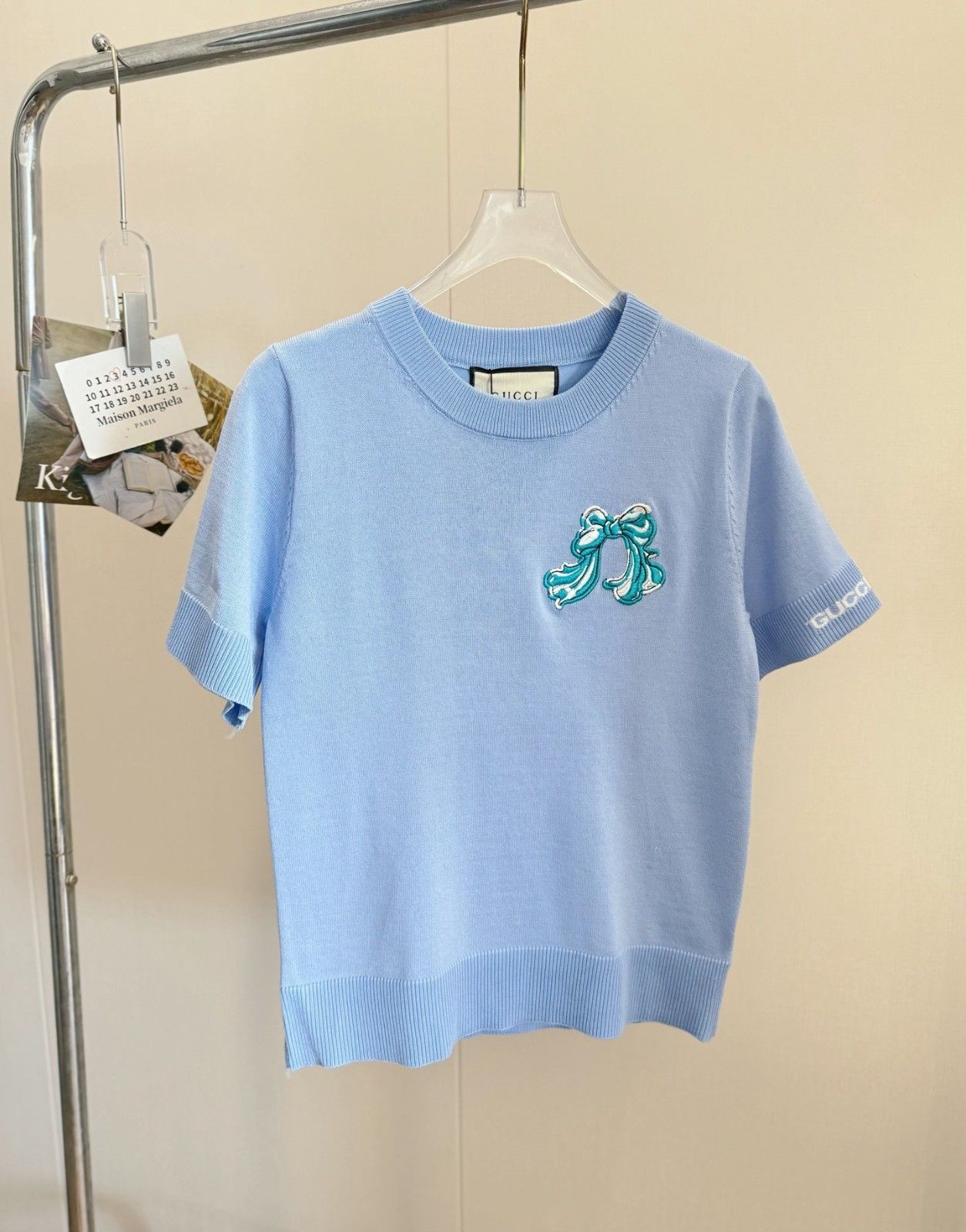 グッチ GUCCI✖️Playful ニット 半袖tシャツ リボン刺繍 可愛い A30380