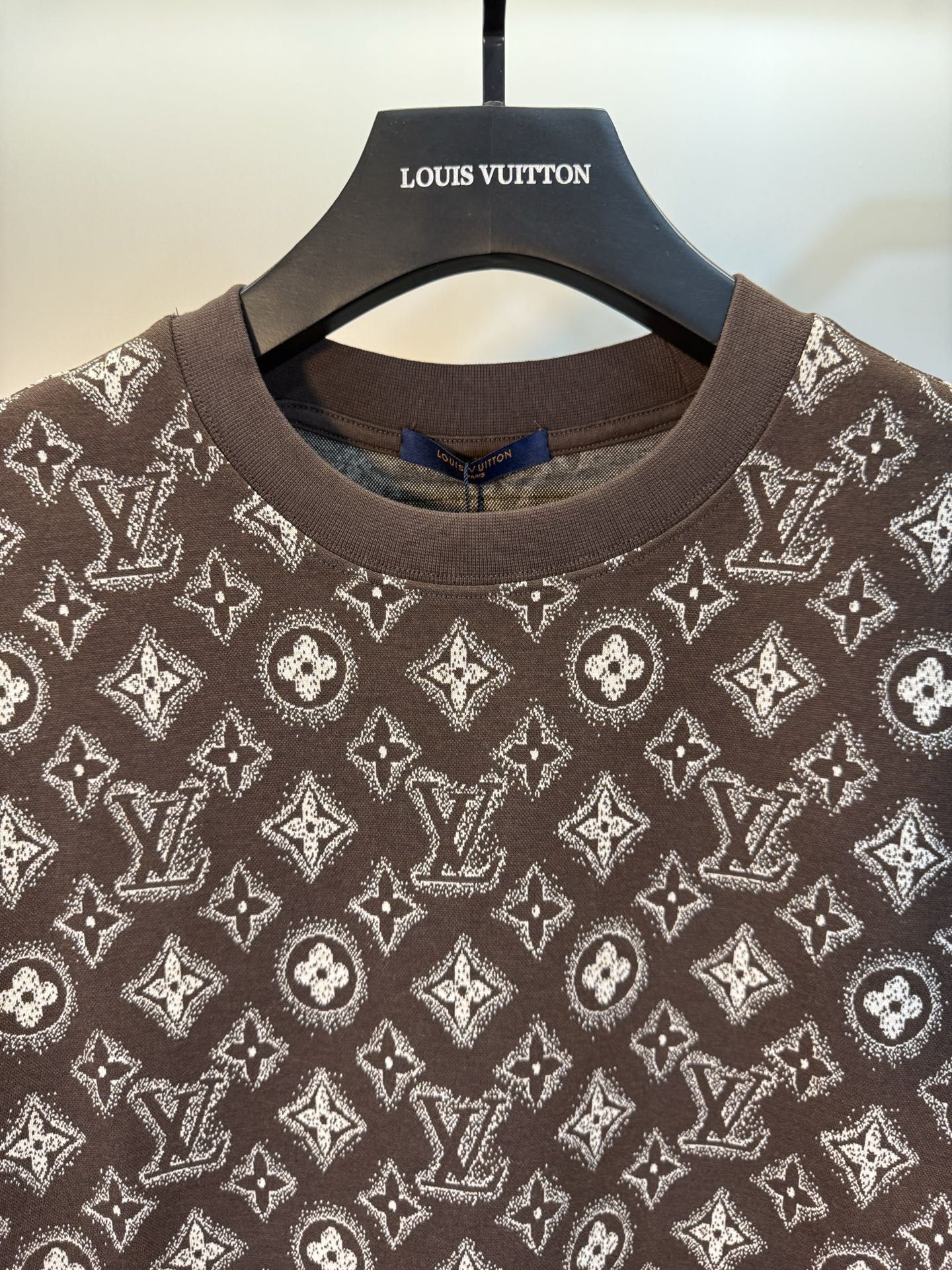 ルイヴィトン 半袖Tシャツ 総柄 ファション A30392