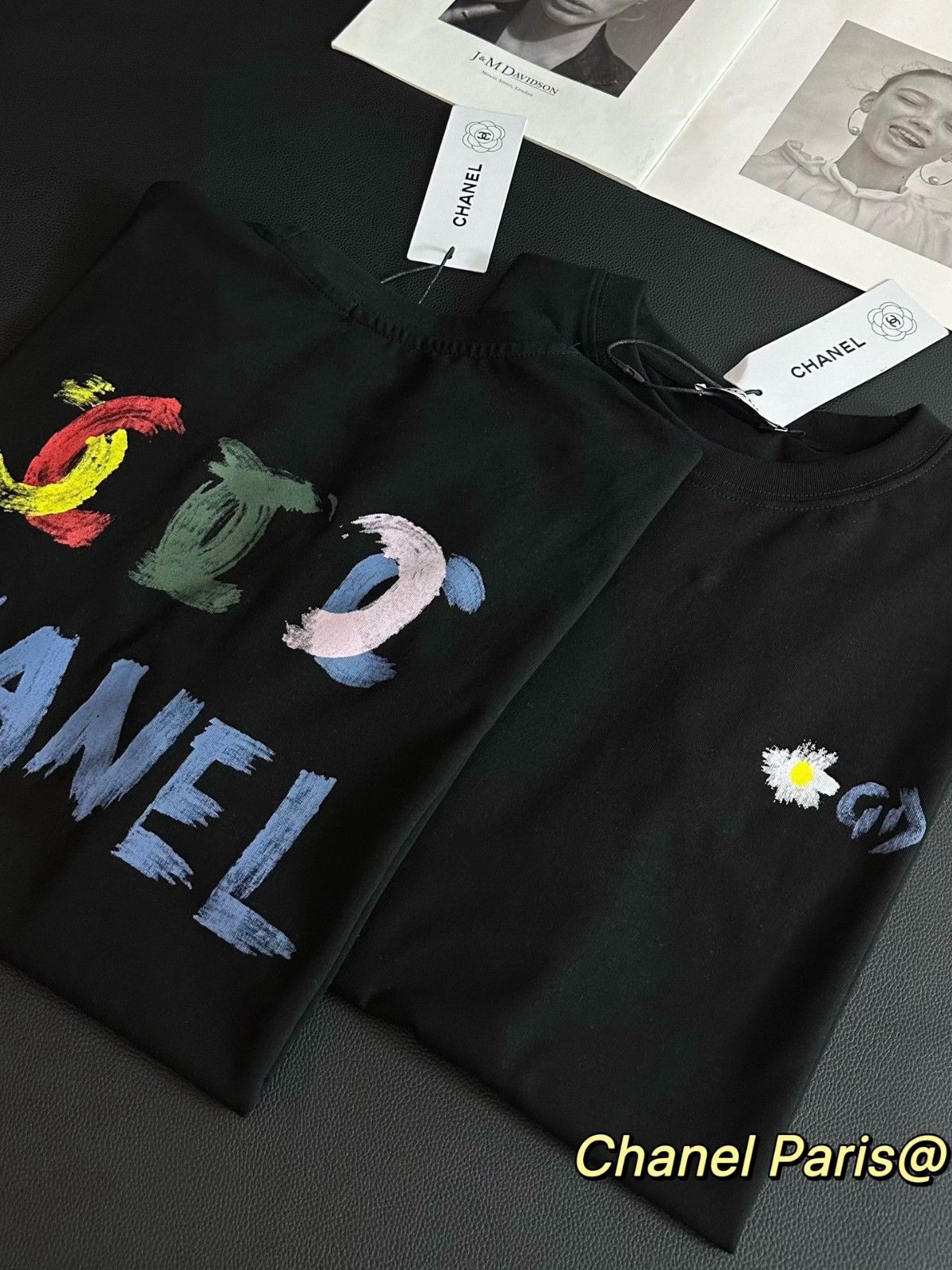 シャネル GD 半袖Tシャツ グラフィティ デイジー オシャレ A30389