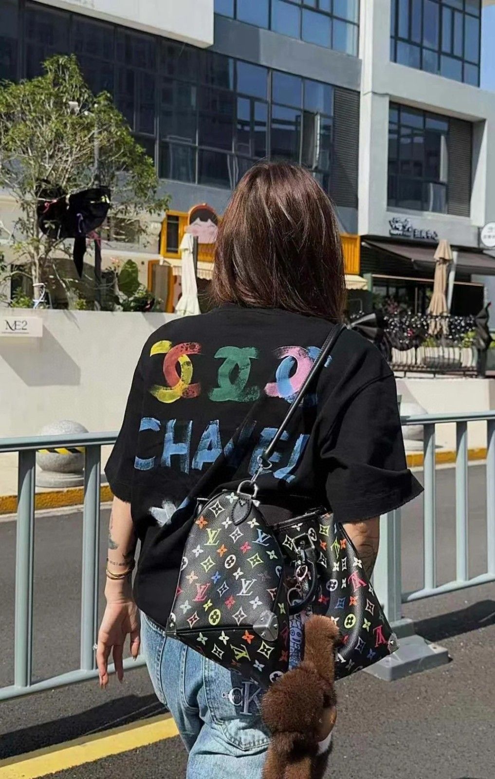 シャネル GD 半袖Tシャツ グラフィティ デイジー オシャレ A30389