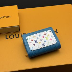 ルイヴィトン Cléa ウォレット 短財布 M13619 可愛い A30397