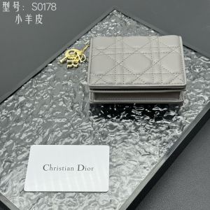 ディオール カードケース 短財布 パテントレザー A30400