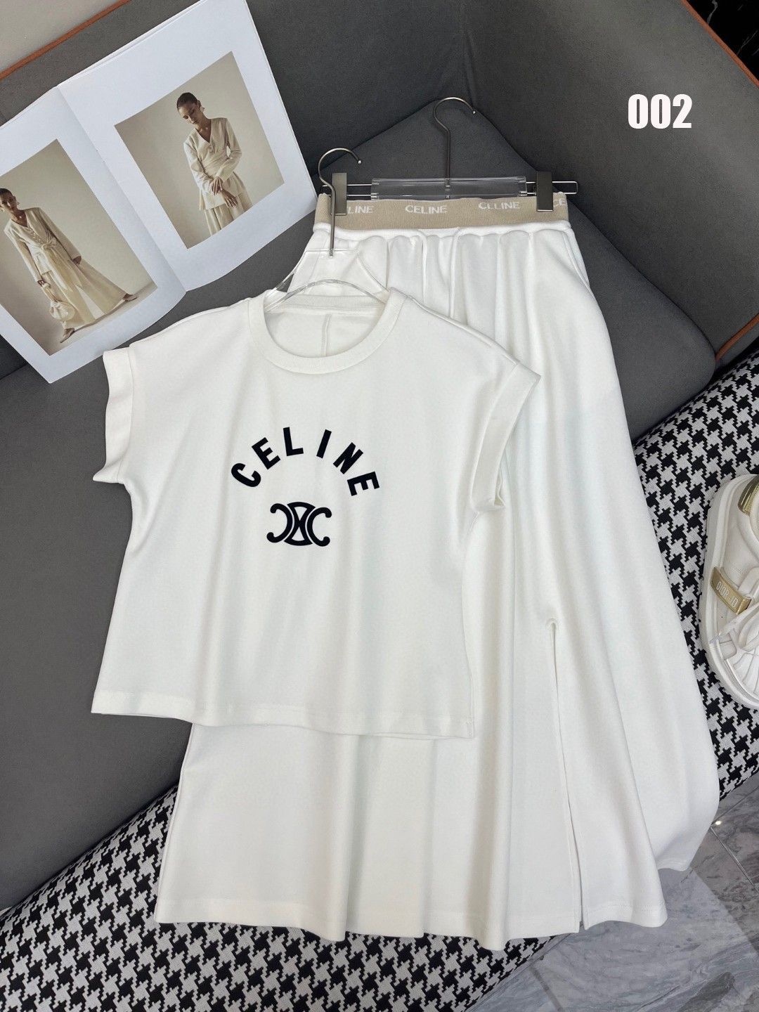 セリーヌ トップス+スカートセット 刺繍装飾 カジュアル A30410