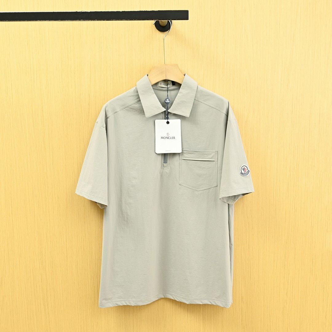 モンクレール 半袖 ハーフジッパーラペルシャツ 夏 メンズ カジュアル A30419