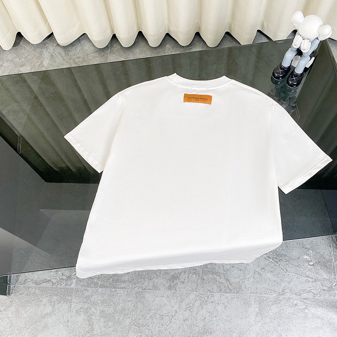 ルイヴィトン 半袖 Tシャツ クラシック ラウンドネック 男女向け A30427