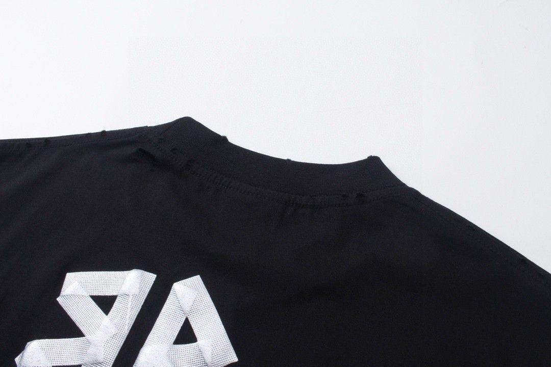 バレンシアガ 半袖Tシャツ クラシック プリント 高品質 A30436