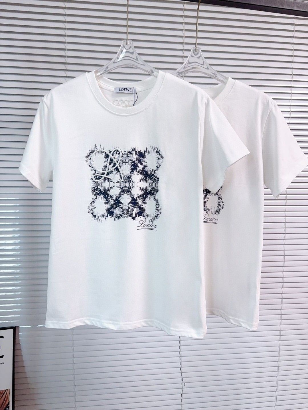 ロエベ Tシャツ 刺繍とプリント レディース コットン A30435