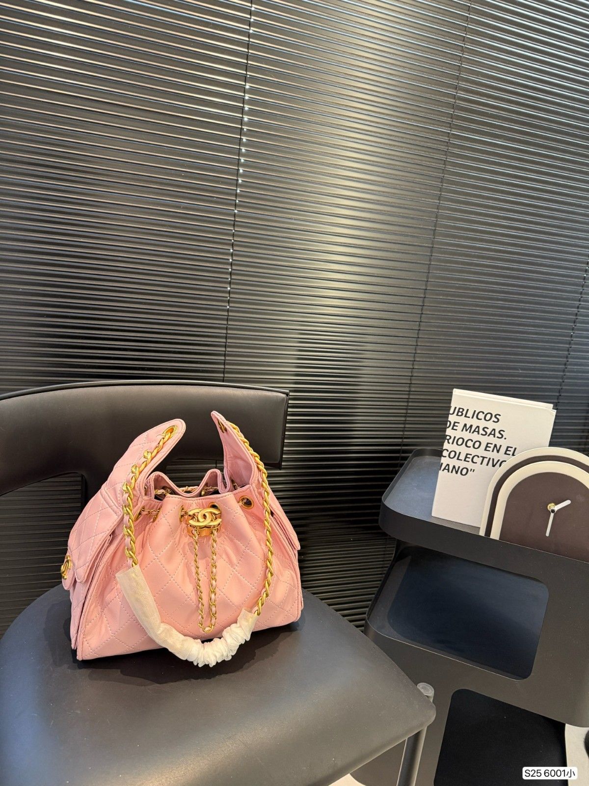 シャネル トートバッグ ファション A30457
