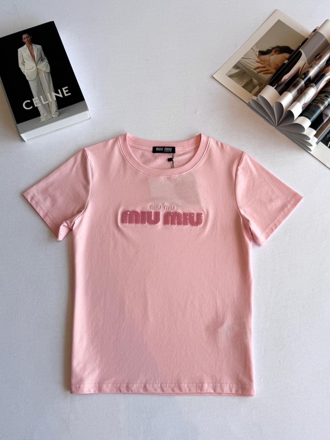 ミュウミュウ  Tシャツ 半袖 レディース向け コットン A30456