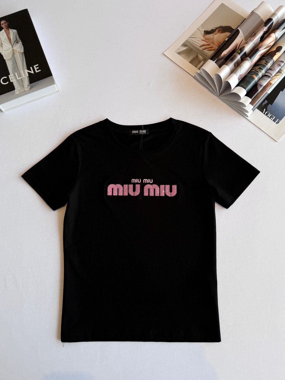 ミュウミュウ  Tシャツ 半袖 レディース向け コットン A30456
