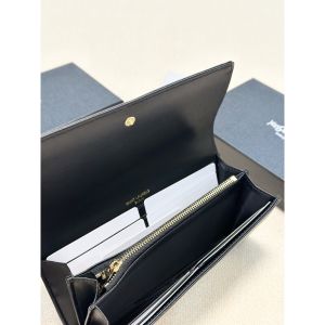 イヴ・サンローラン 長財布 レザー レディース向け オシャレ A30445