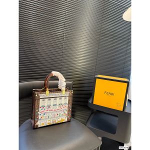 フェンディ トートバッグ 漫画のパターン 可愛い A30456