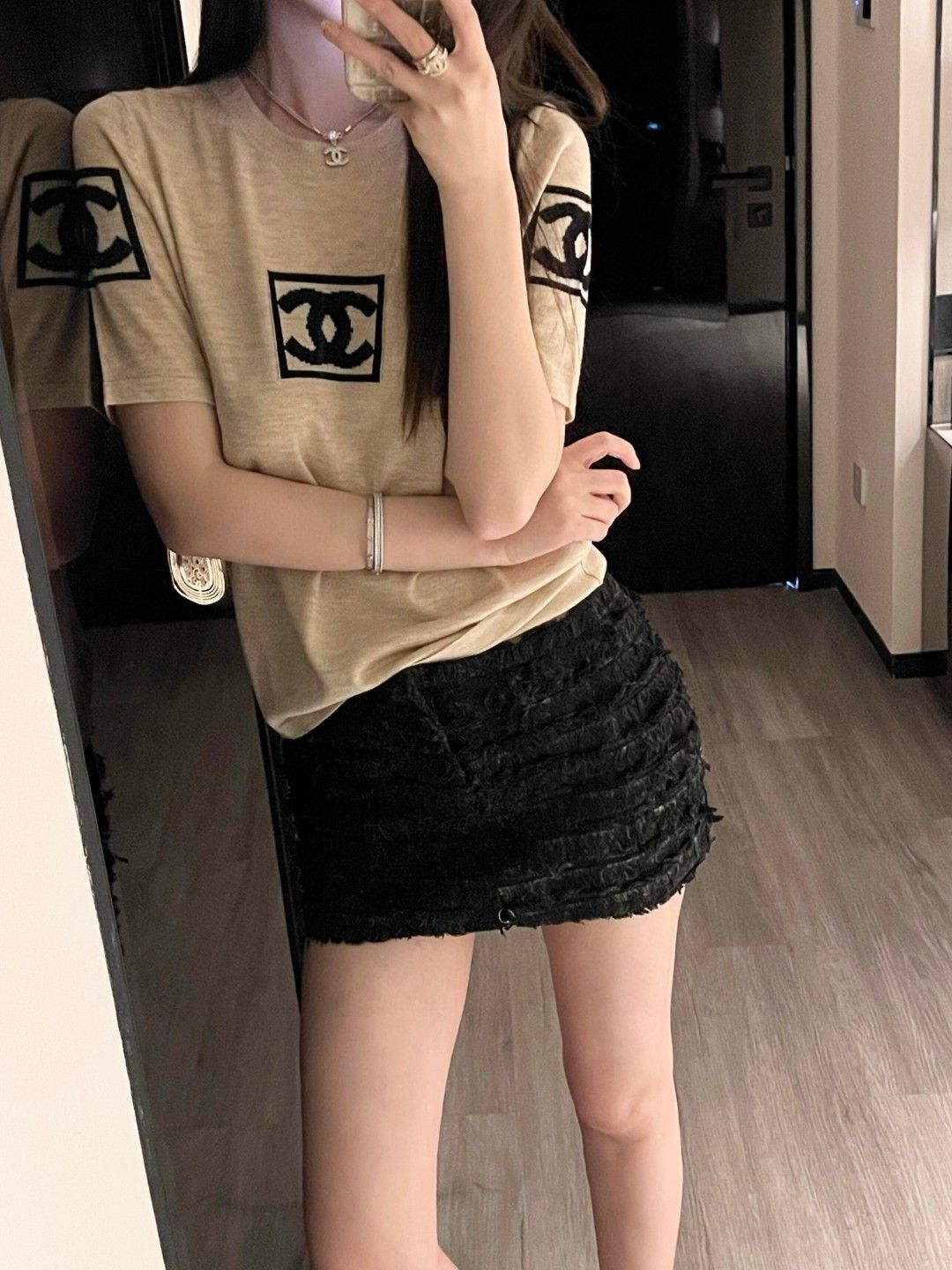 シャネル Tシャツ スクエア刺繍ロゴ ショット レディース A30453
