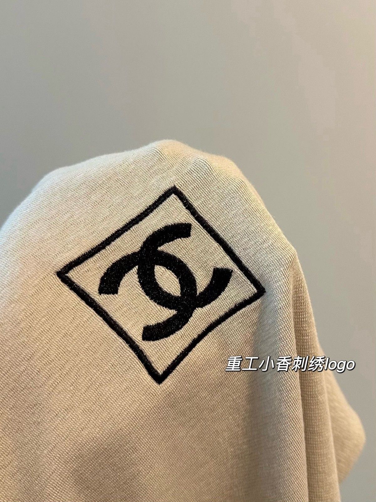 シャネル Tシャツ スクエア刺繍ロゴ ショット レディース A30453
