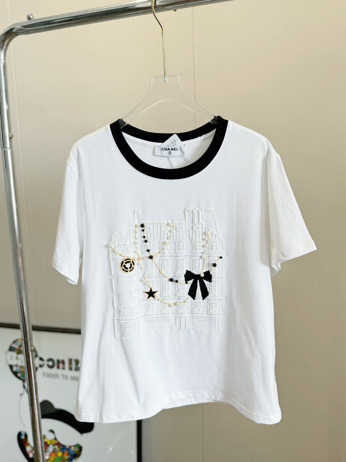 シャネル 半袖Tシャツ リボンパール エンボスロゴ A30452