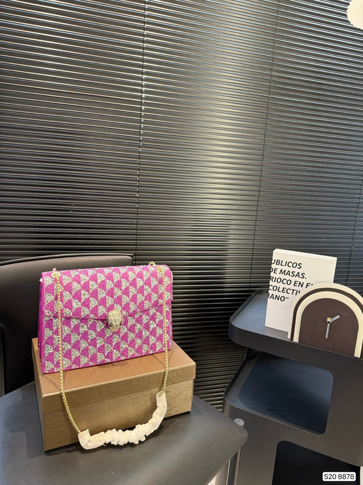 ブルガリ Serpenti Forever ショルダーバッグ キラキラ オシャレ A30467