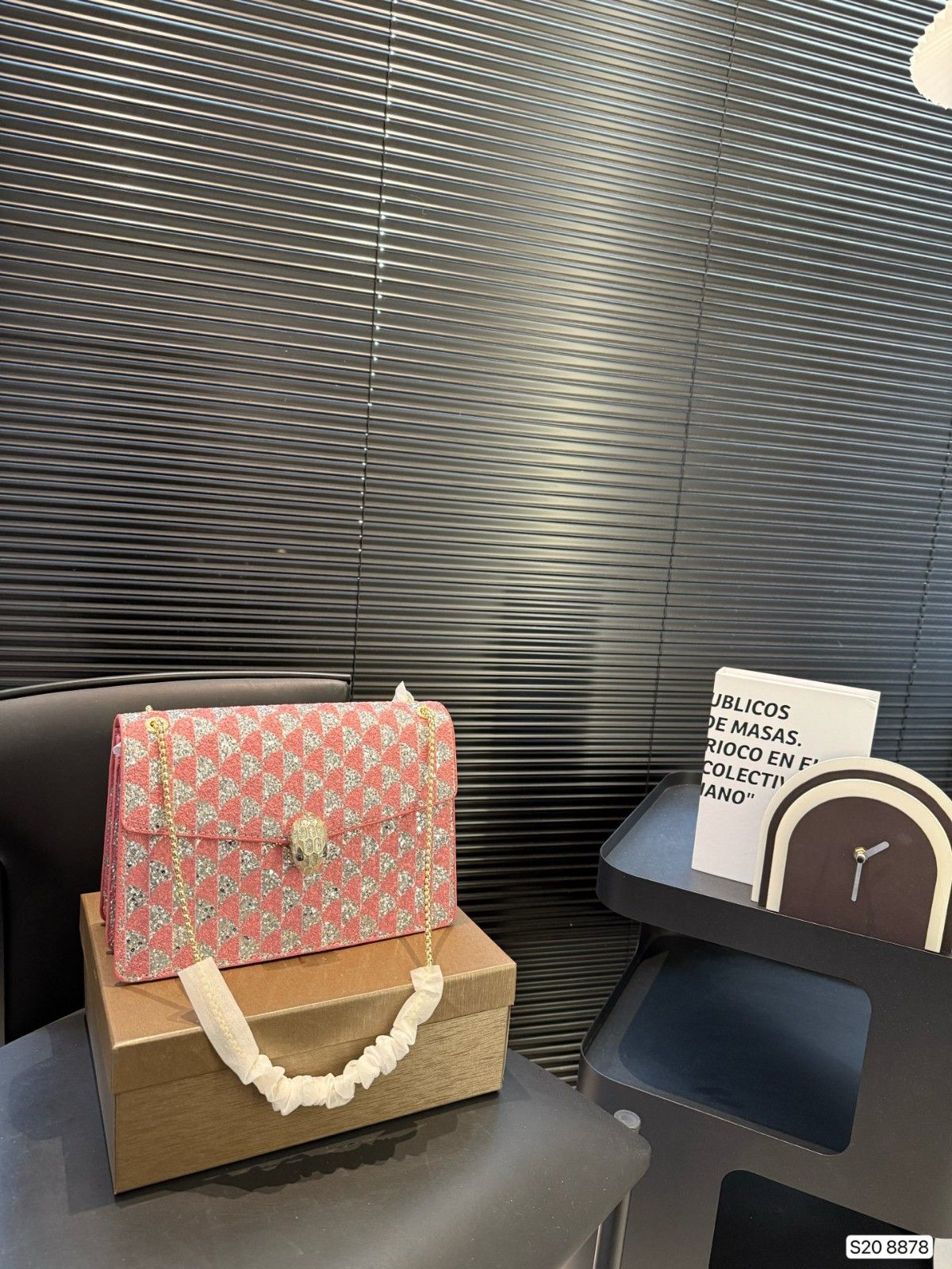 ブルガリ Serpenti Forever ショルダーバッグ キラキラ オシャレ A30467