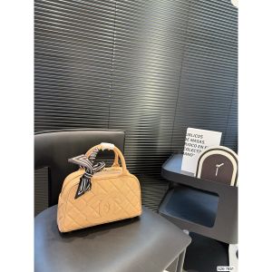 シャネル ハンドバッグ 高品質 可愛い A30474