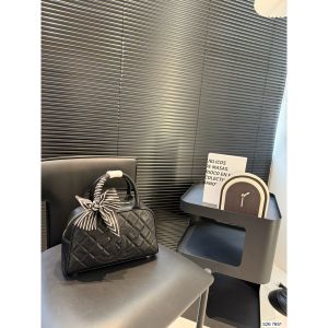シャネル ハンドバッグ 高品質 可愛い A30474