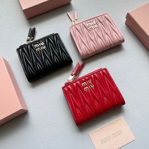 ミュウミュウ 短財布 ウォレット クラシックなジャカードエンボス加工 A30469