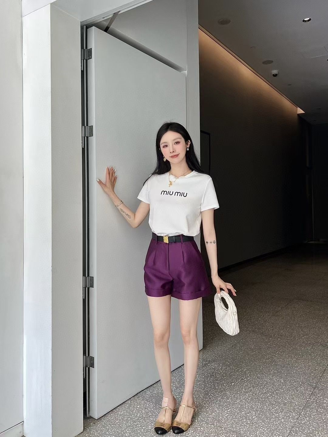ミュウミュウ 上下セット 半袖tシャツ ショットパンツ カジュアル A30491