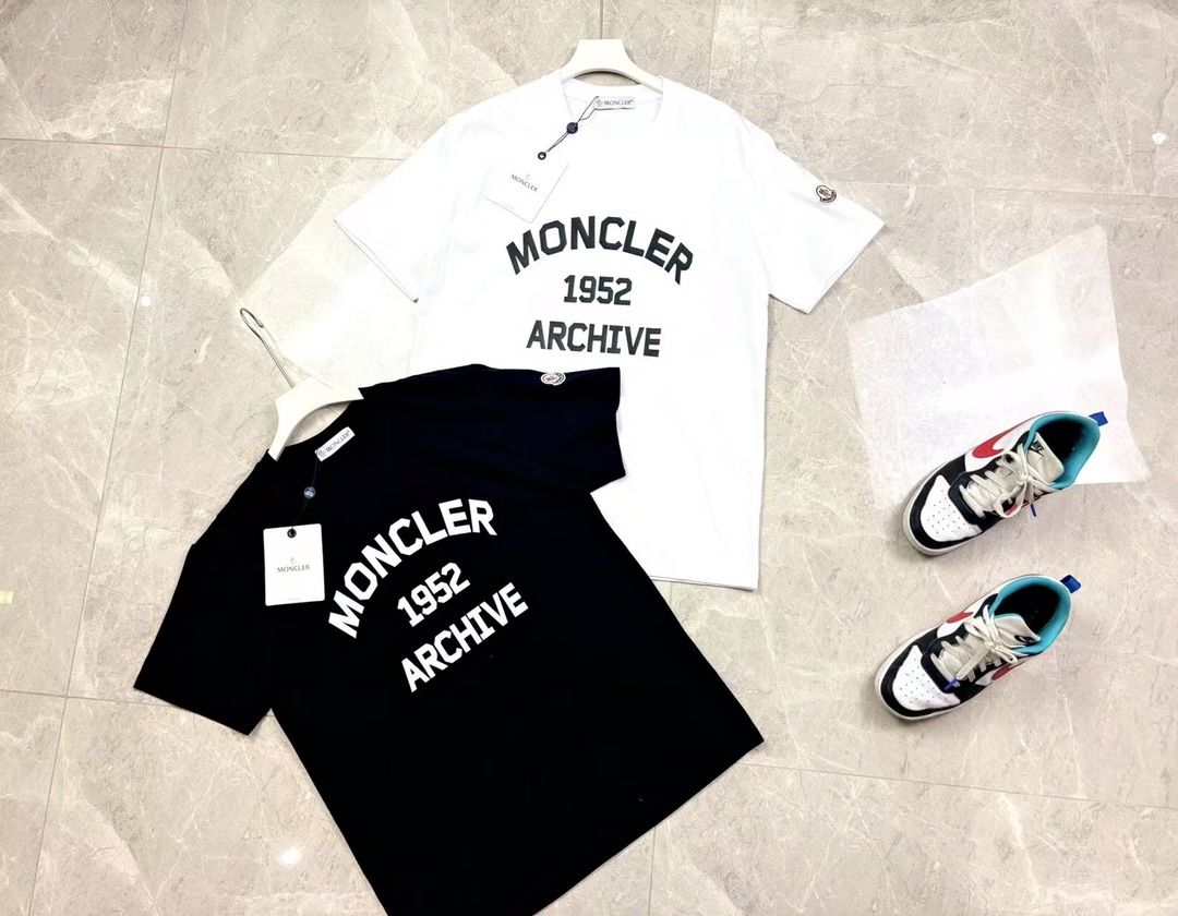 モンクレール Tシャツ コットン ゆったり カジュアル A30499