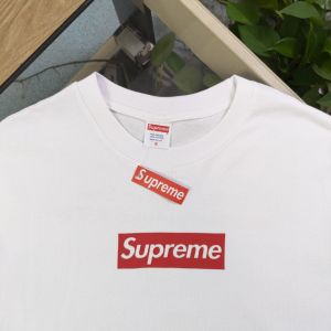 シュプリーム 半袖 Tシャツ クラシックロゴ プリント カジュアル A30521