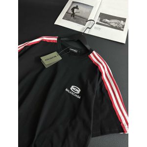 バレンシアガ 半袖Tシャツ All black 刺繍ロゴ A30517