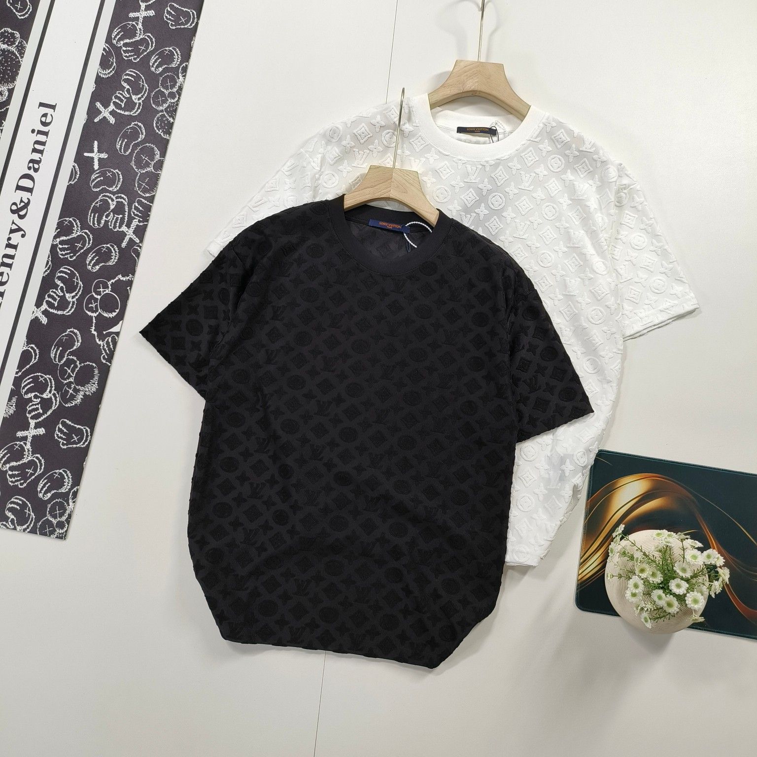 ルイヴィトン 半袖Tシャツ 夏の新作定番 ロゴジャカード A30516