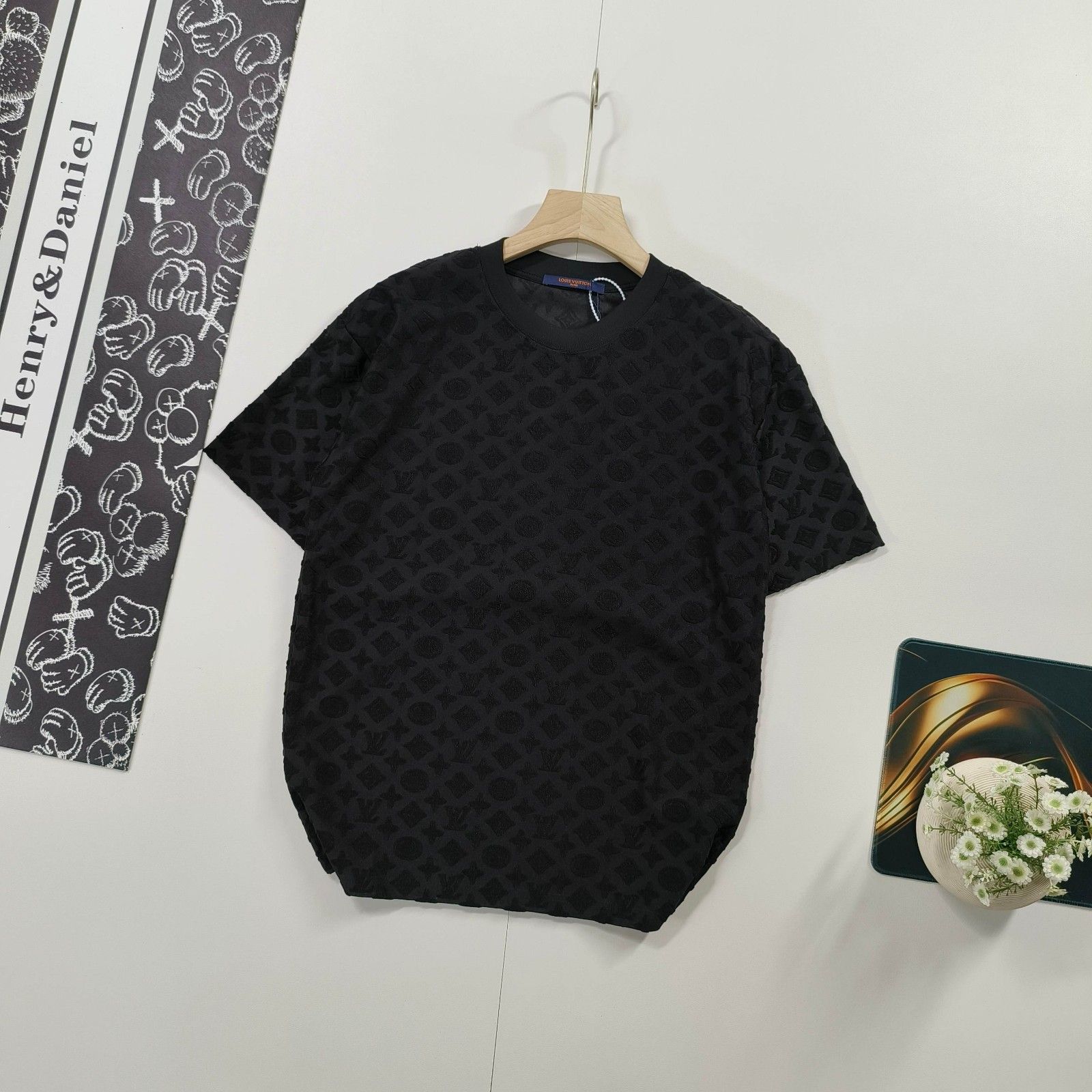 ルイヴィトン 半袖Tシャツ 夏の新作定番 ロゴジャカード A30516