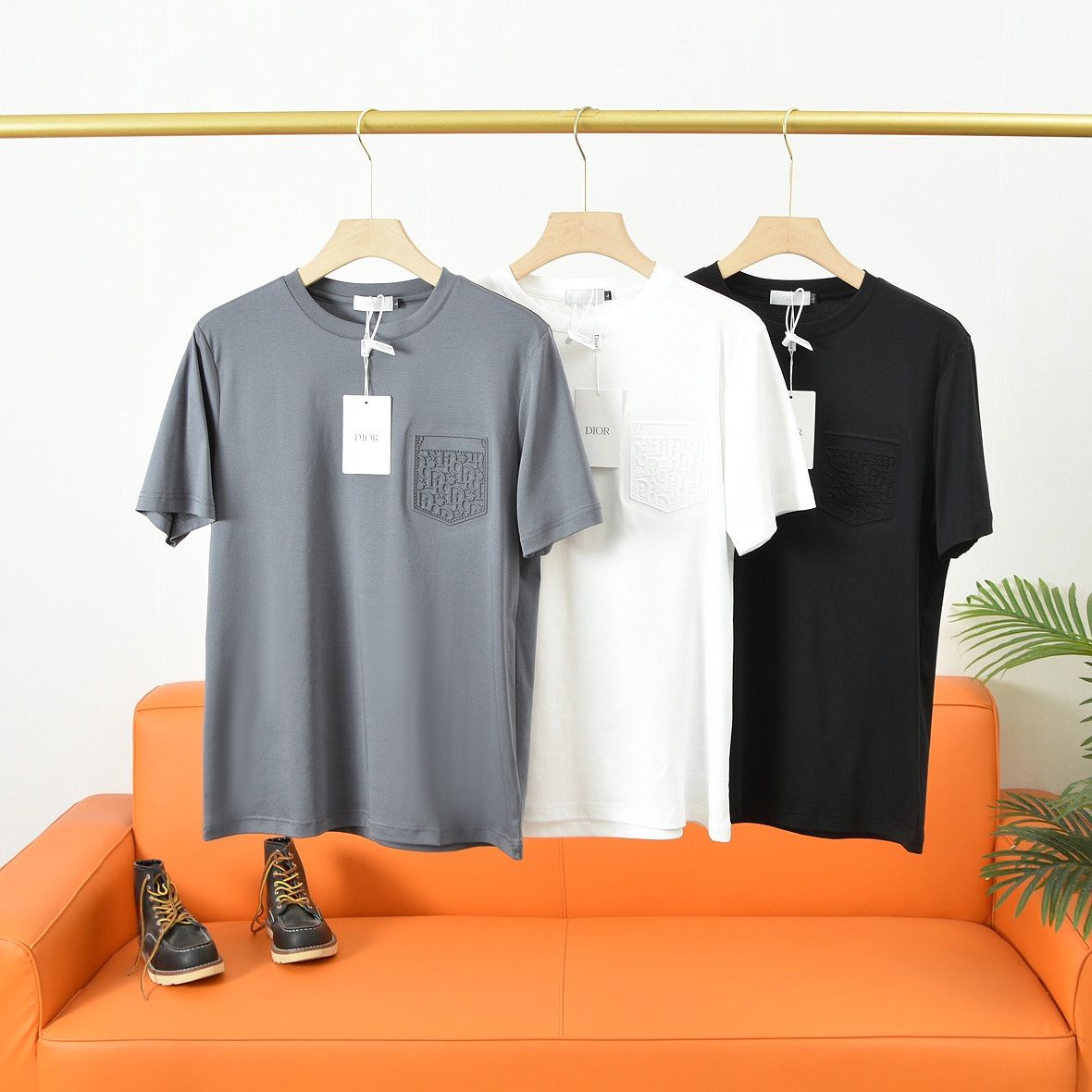 ディオール 半袖Tシャツ メンズ レディース 高品質 A30524