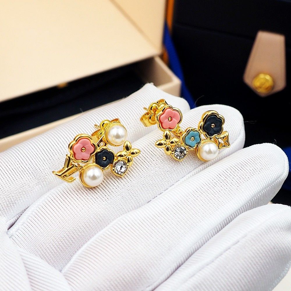 ルイヴィトン LV Botanica ピアス 可愛い 高級感 A30531