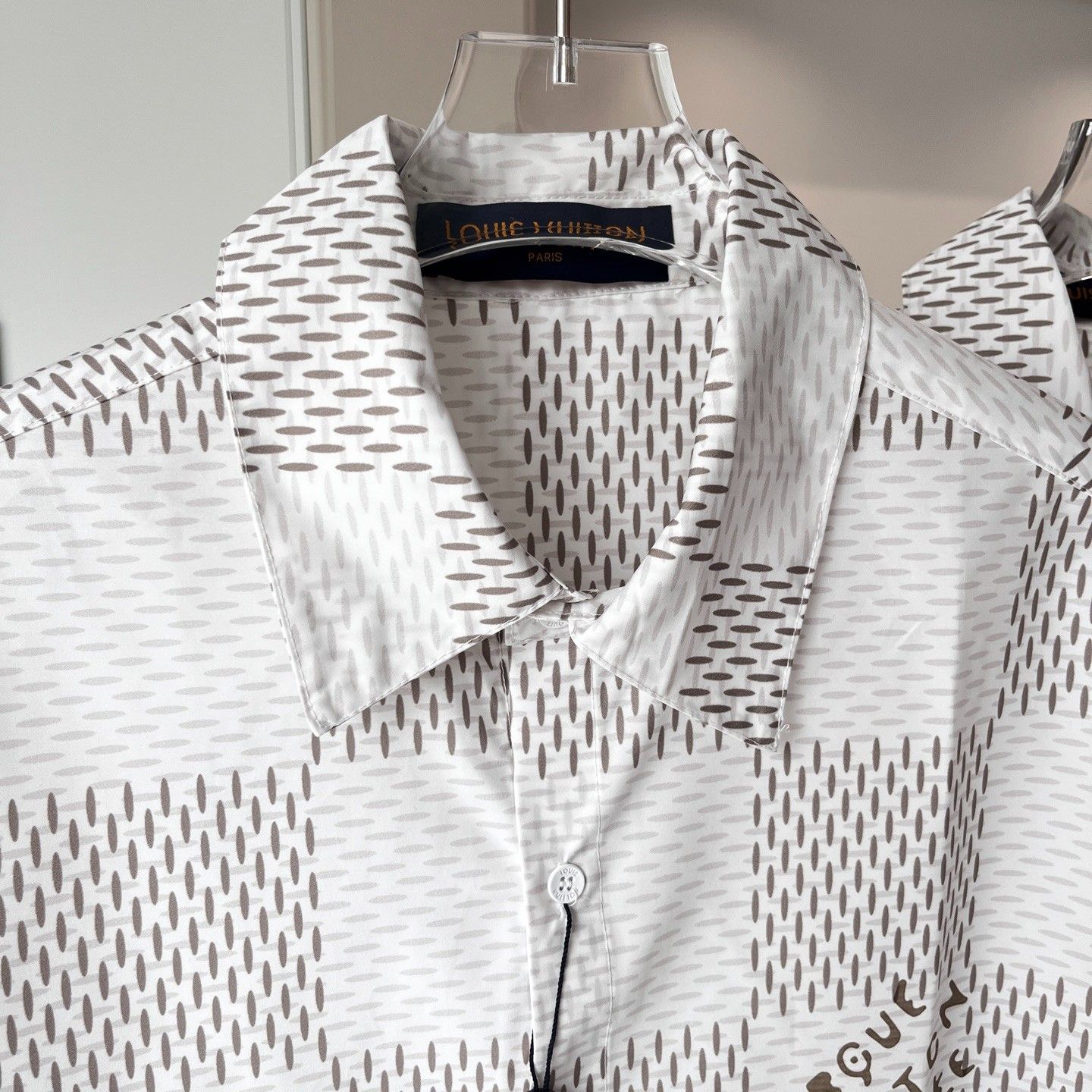 ルイヴィトン Damier 長袖シャツ 高品質 A30526