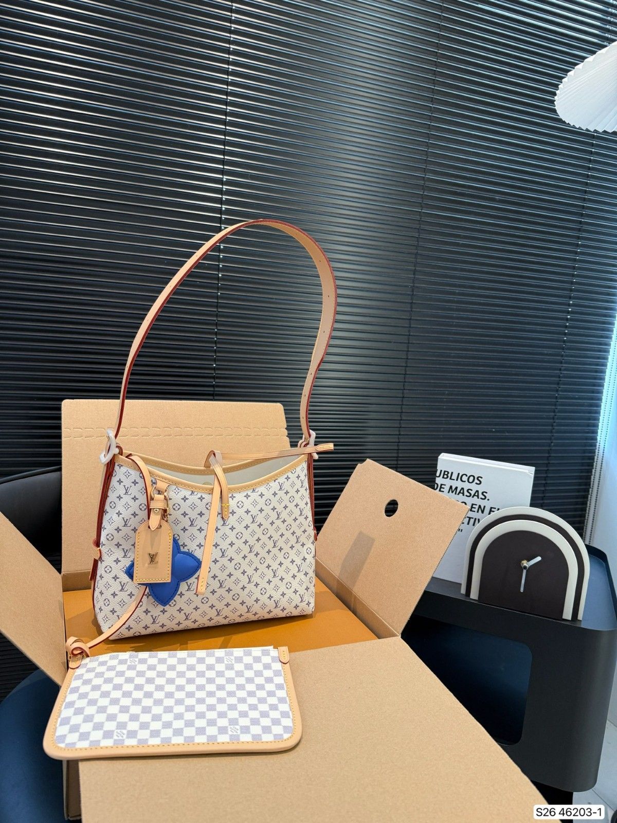 ルイヴィトン Lv Carryall ショルダーバッグ 通勤 オシャレ A30549