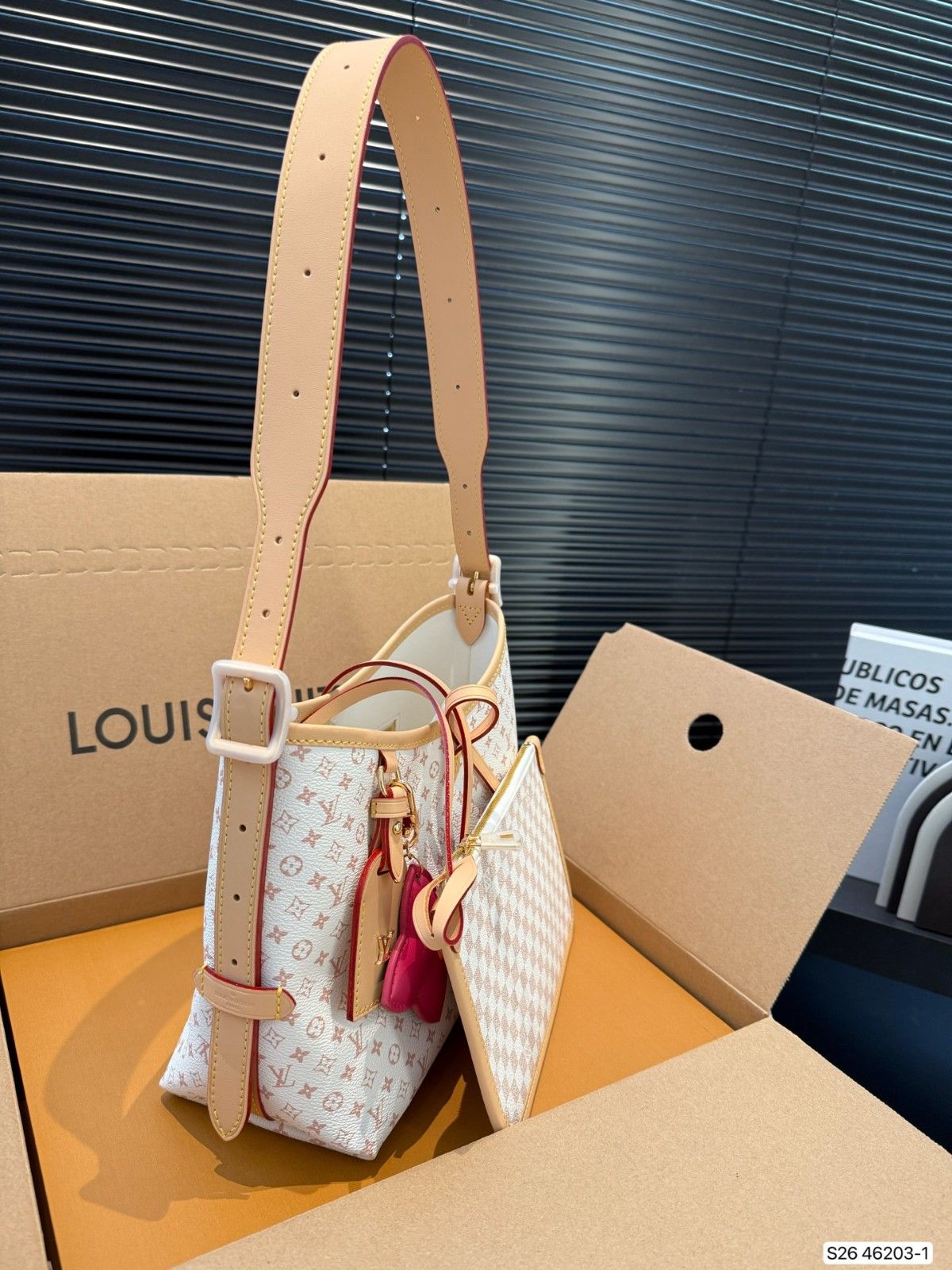 ルイヴィトン Lv Carryall ショルダーバッグ 通勤 オシャレ A30549