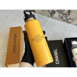 ルイヴィトン サーモスカップ 500ml A30547