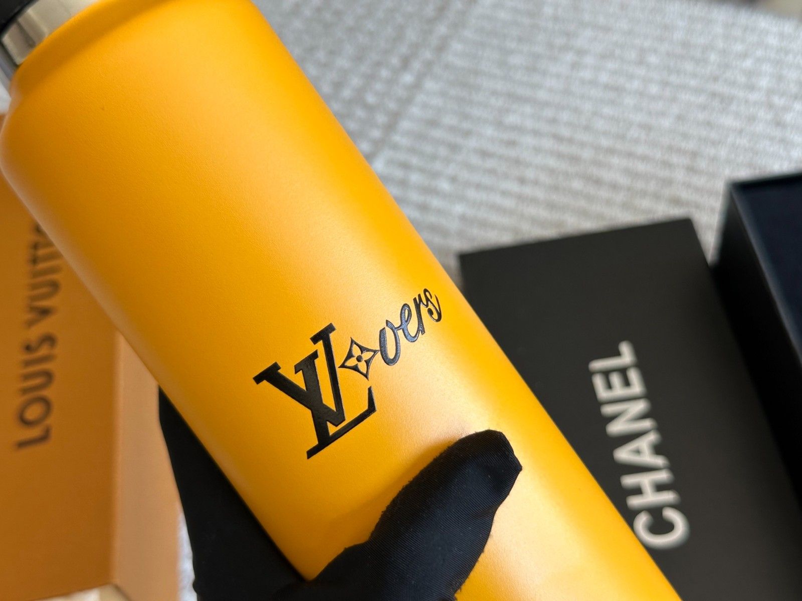 ルイヴィトン サーモスカップ 500ml A30547