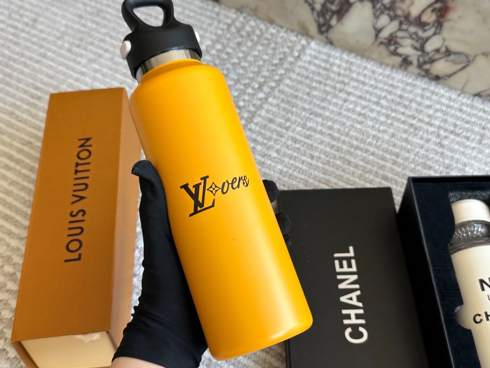 ルイヴィトン サーモスカップ 500ml A30547