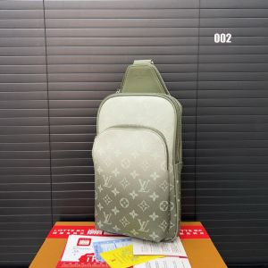 ルイヴィトン AVENUE ボディバッグ 通勤 クラシックで多用途 A30540
