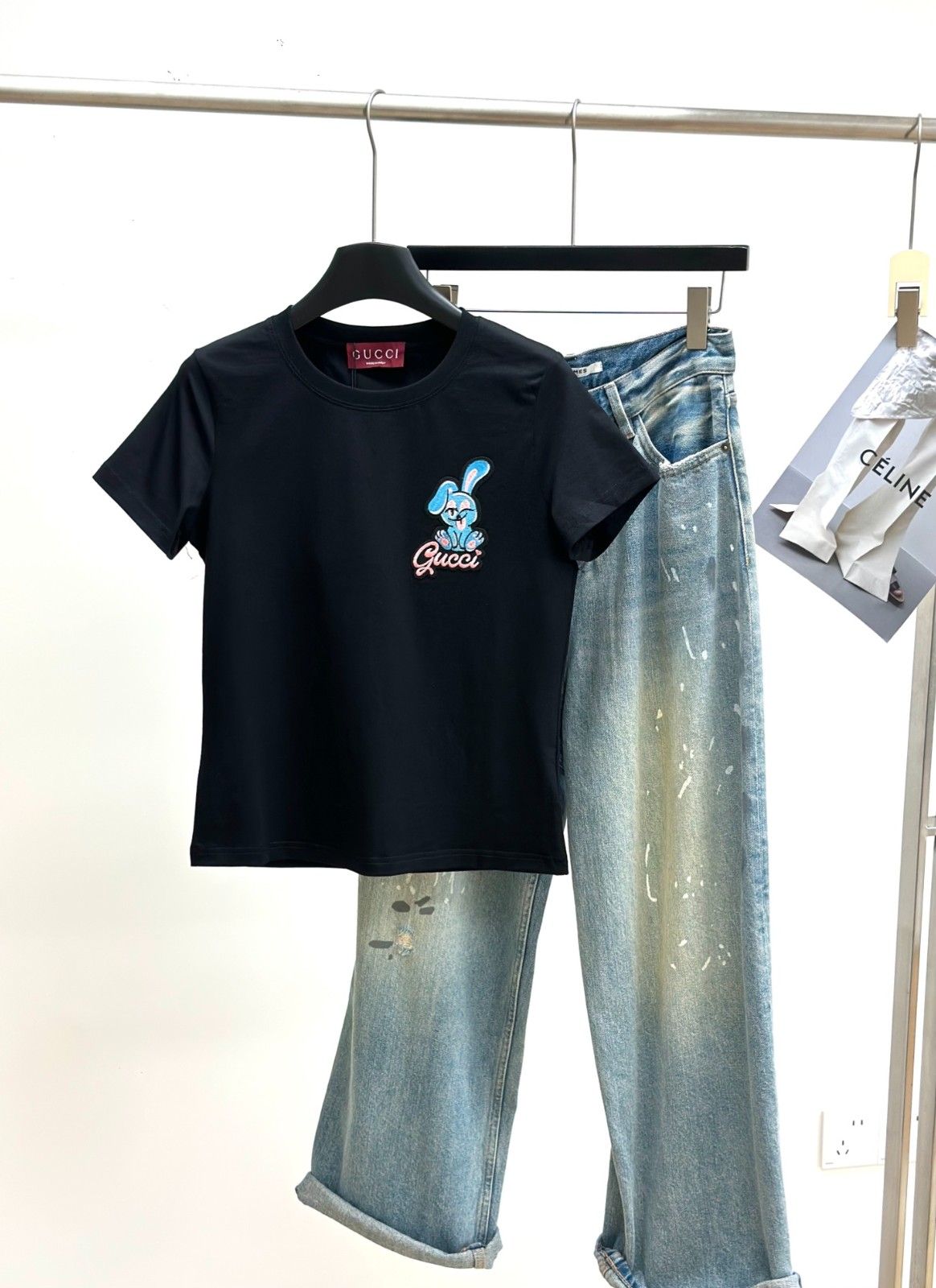 グッチ Tシャツ 刺繍入りバニー レディース 可愛い A30544