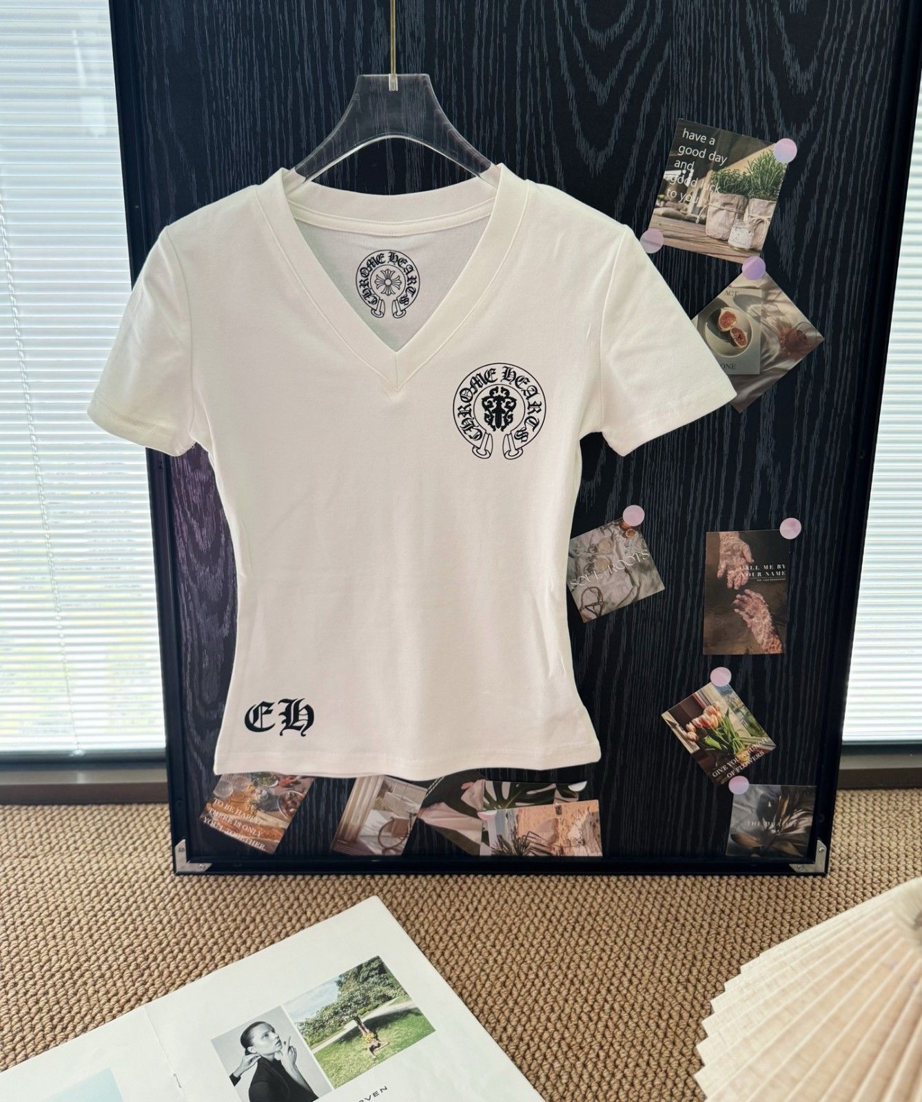 クロムハーツ Vネックスリム半袖Tシャツ レディース オシャレ A30541