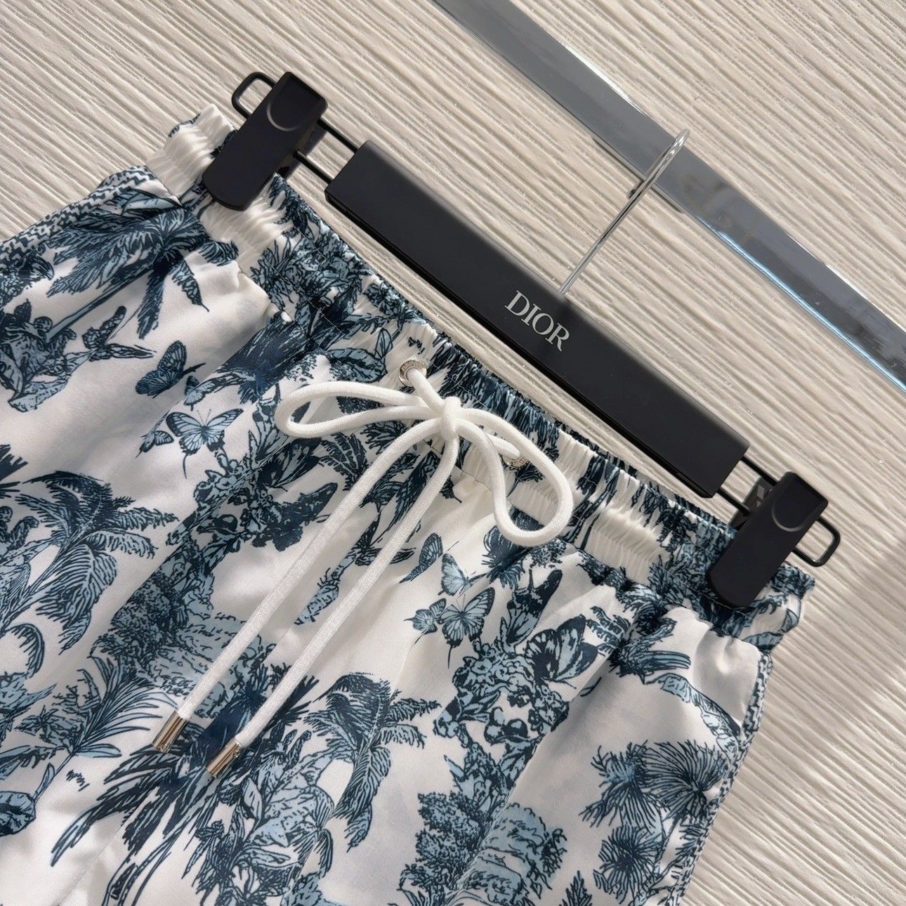 ディオール 半袖ショートパンツセット プリント オシャレ A30556