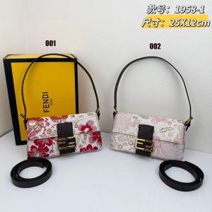 フェンディ ハンドバッグ ショルダー 刺繍 リネン牛革 可愛い A30551