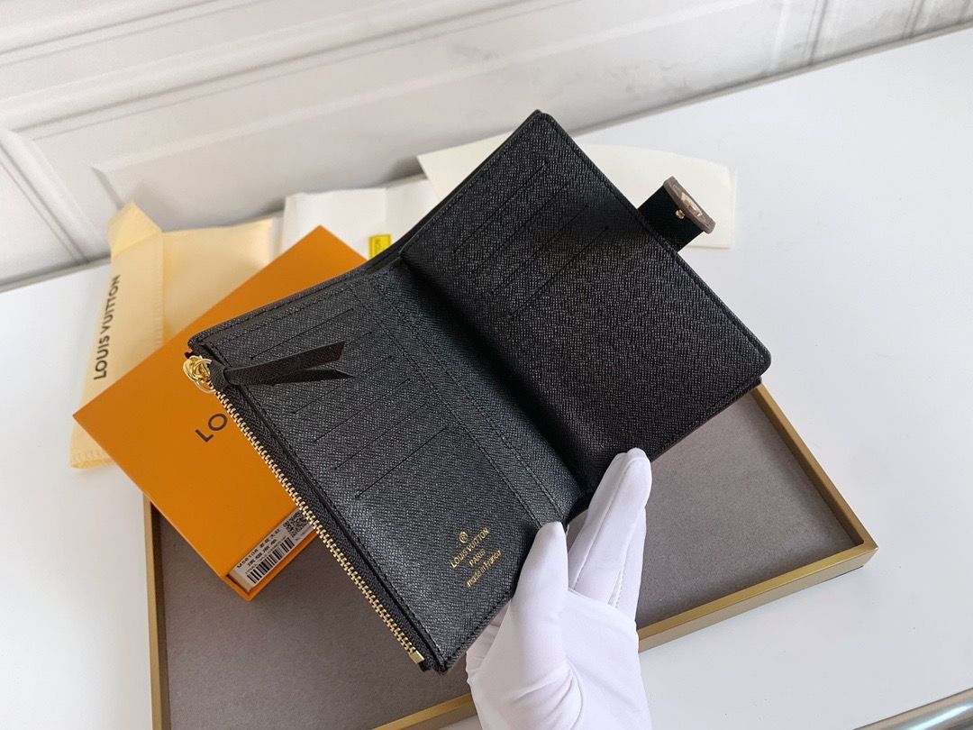 ルイヴィトン カードケース 短財布 オシャレ A30561