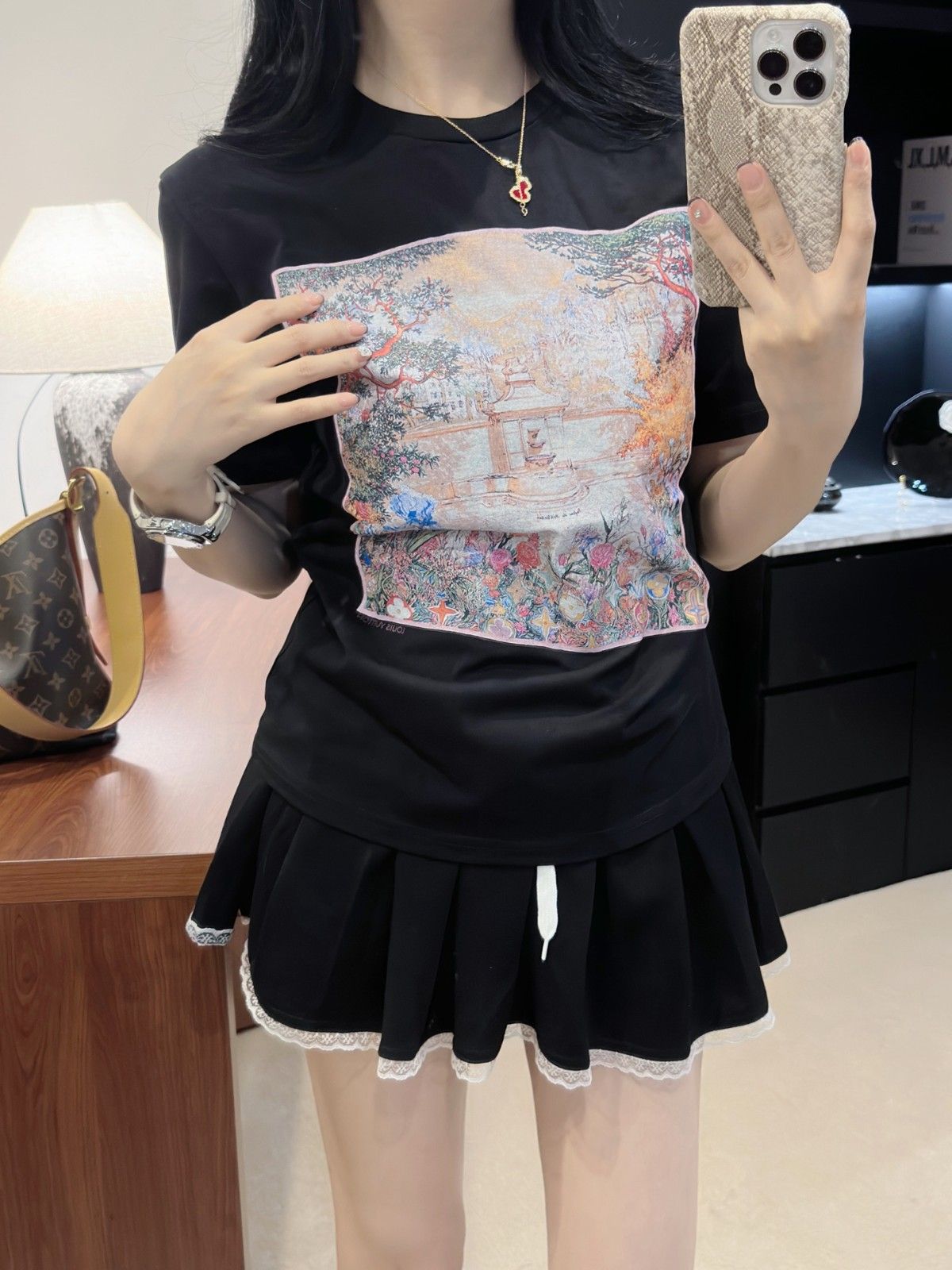 ルイヴィトン 半袖tシャツ レディース プリント A30615