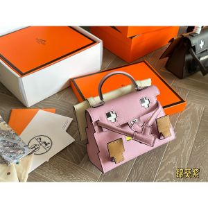 エルメス Kellydoll ショルダーバッグ ミニバッグ 可愛い A30618