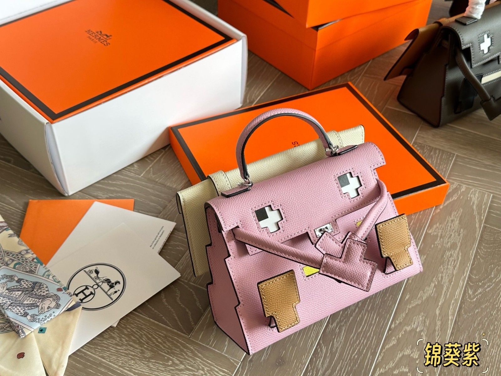 エルメス Kellydoll ショルダーバッグ ミニバッグ 可愛い A30618