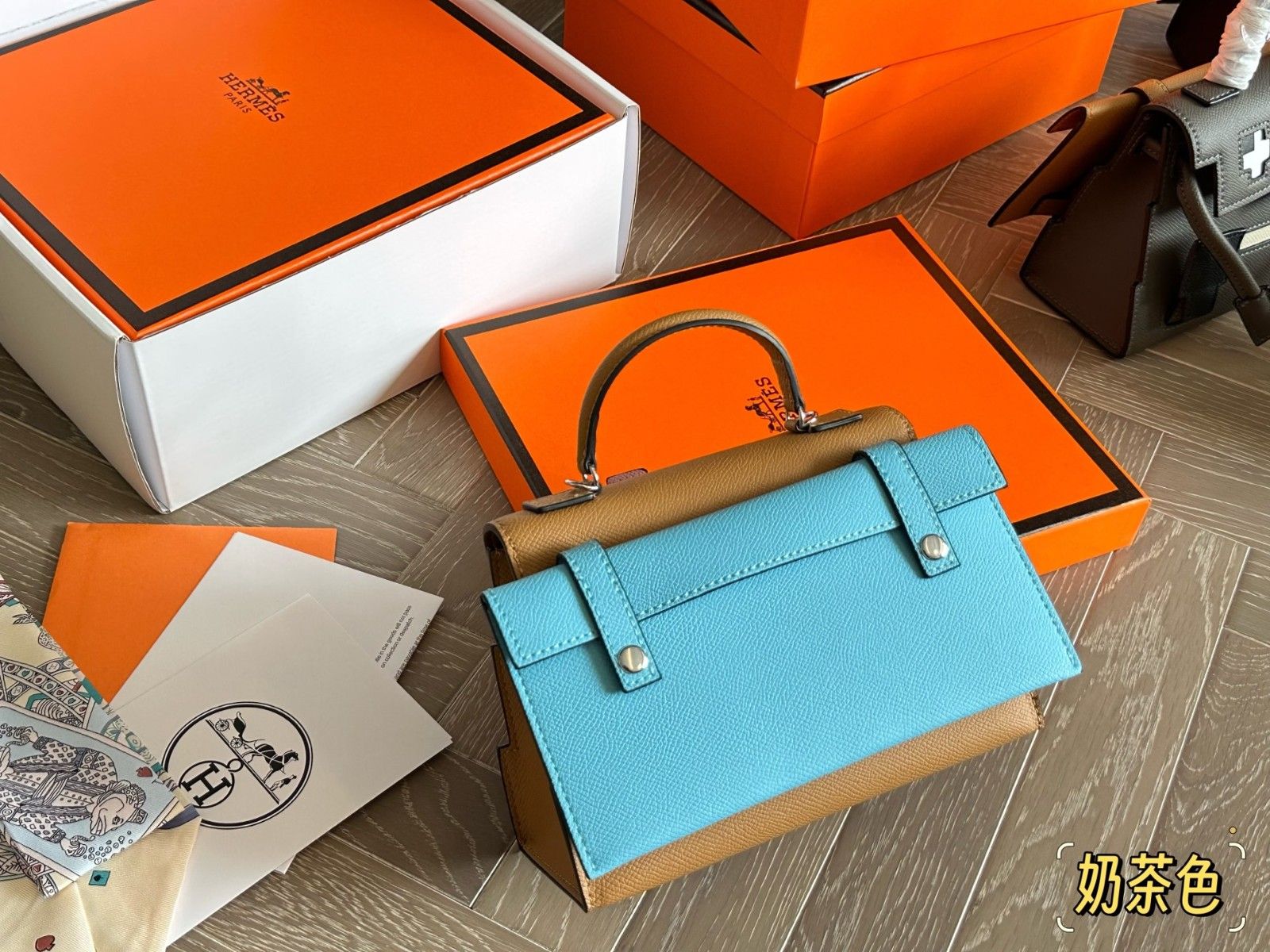 エルメス Kellydoll ショルダーバッグ ミニバッグ 可愛い A30618